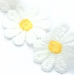 Daisy Embroidered Elastic Bandeau (6ct) RRP (ACC8640) £1.99