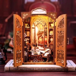 Book Nook Bookshop Memories DIY Kit RRP £26.99