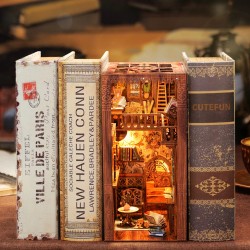 Book Nook Eternal Bookstore DIY Kit RRP £39.99