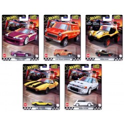 Hot Wheels (GJT68) Boulevard Assortment (10ct) RRP £8.99