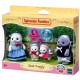 Seal Family (SYL05759) RRP £29.99