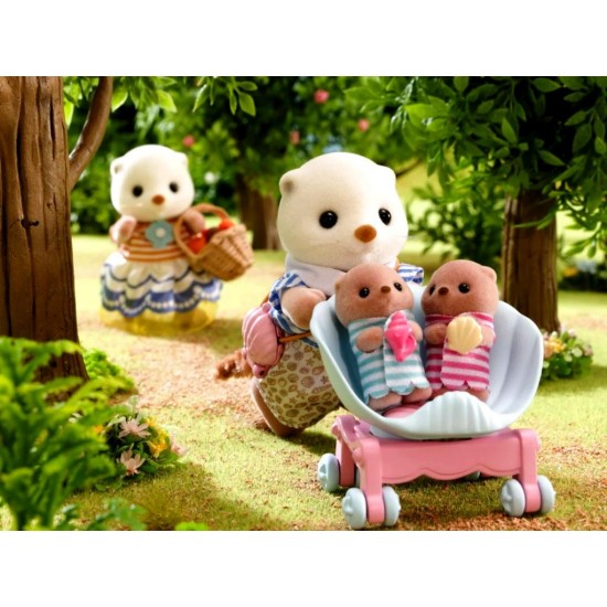 Sea Otter Family (SYL05803) RRP £26.99