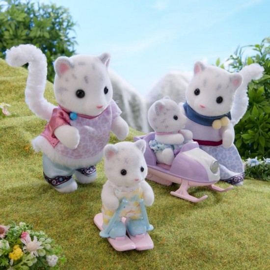 Snow Leopard Family (SYL05814) RRP £26.99